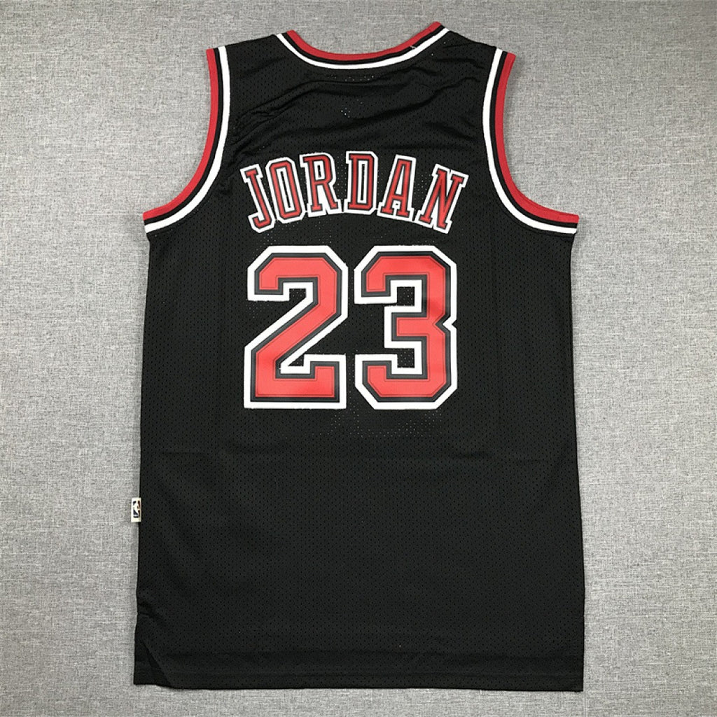 Chicago Bulls Michael Jordan #23 1997-98 NBA Championship Retro Embroidered Jersey – Sizes S-XXXL