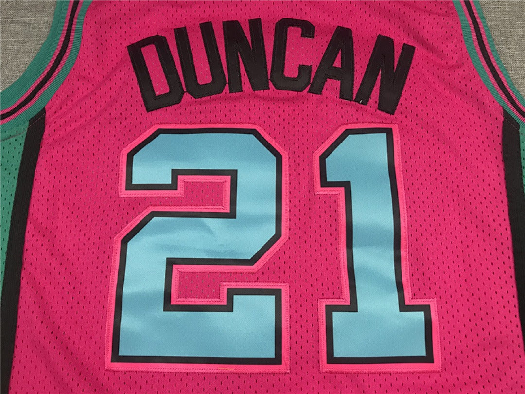 Tim Duncan #21 San Antonio Spurs Retro NBA Jersey – Sizes S–XXXL