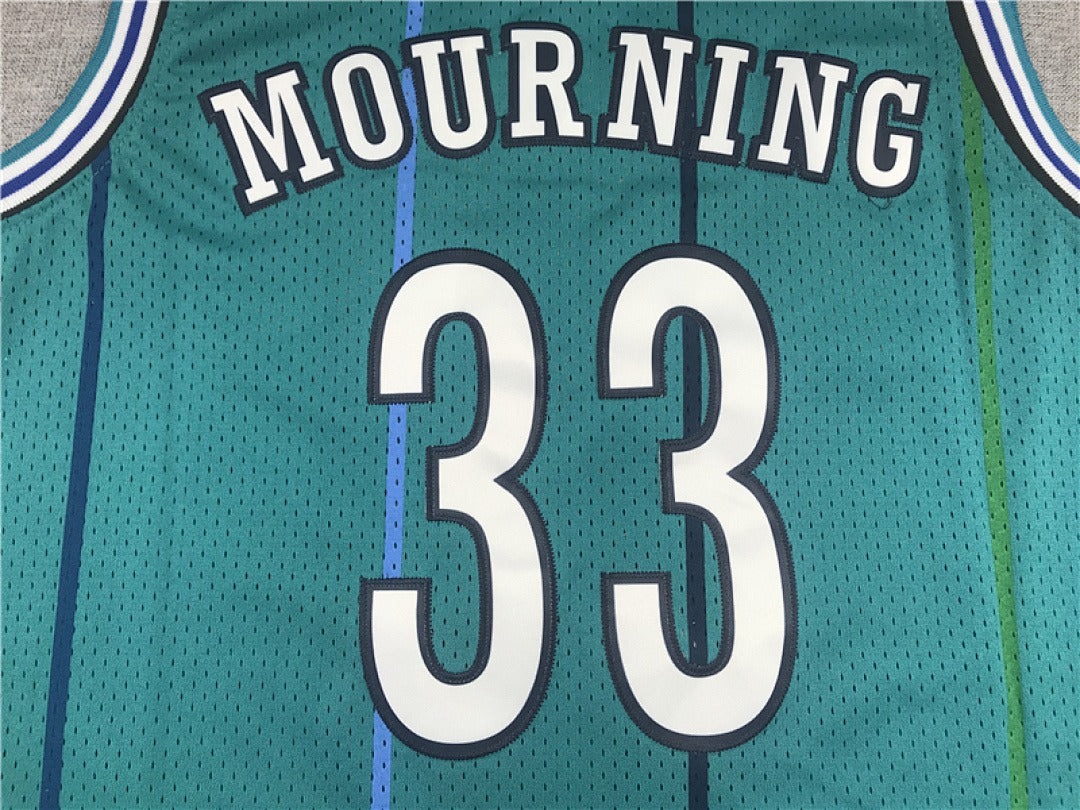 Alonzo Mourning #33 Charlotte Hornets NBA Retro Embroidered Jersey – Sizes S-XXXL