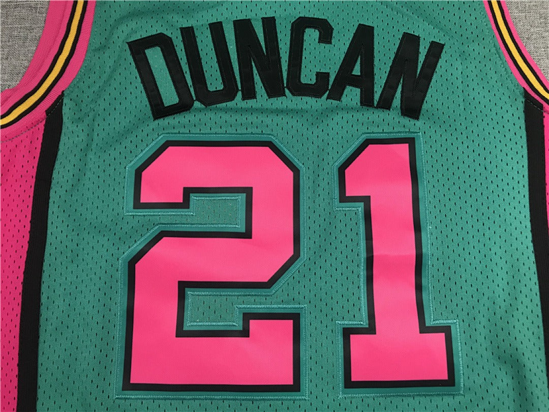 Tim Duncan #21 San Antonio Spurs Retro NBA Jersey – Sizes S–XXXL