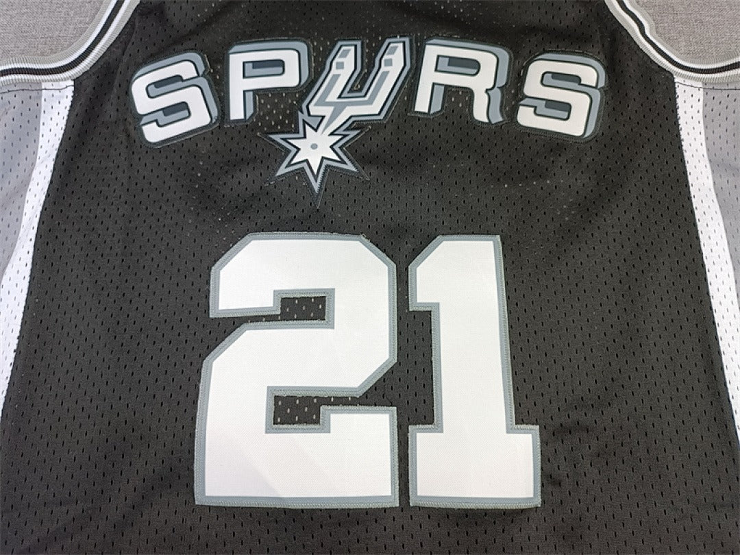 Tim Duncan #21 San Antonio Spurs Retro NBA Jersey – Sizes S–XXXL