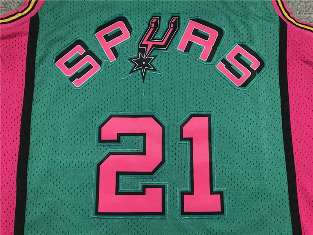 Tim Duncan #21 San Antonio Spurs Retro NBA Jersey – Sizes S–XXXL
