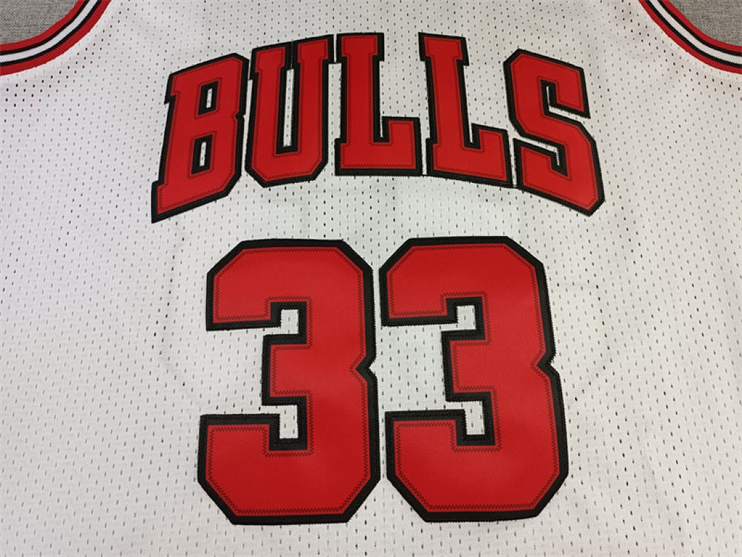 Chicago Pippen #33 NBA Retro Embroidered Jersey – Sizes S-XXXL