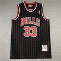 Chicago Bulls Scottie Pippen #33 1995-96 NBA Retro Embroidered Jersey – Sizes S-XXXL