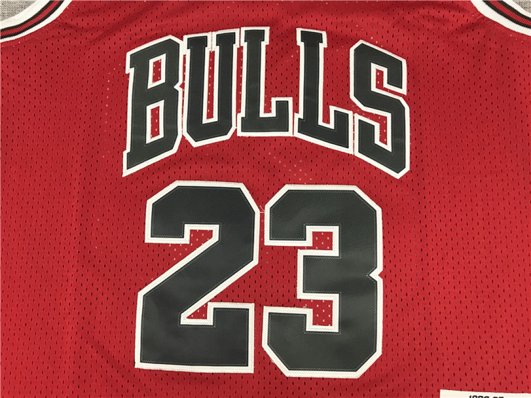 Chicago Bulls Michael Jordan #23 1996-97 NBA Championship Retro Embroidered Jersey – Sizes S-XXXL
